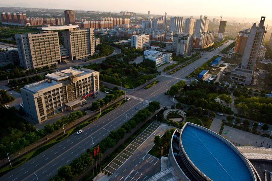 千年古都巩义市，现代韵律中的历史回响